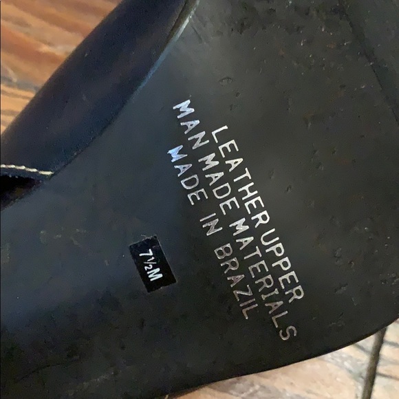 Danielle navy heels size 7.5 - Picture 6 of 6